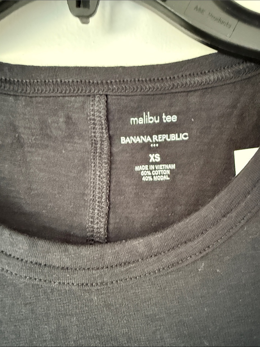 Banana Republic Black Sleeveless Tank Top Malibu tee shirt roll sleeve slub - Picture 2 of 8